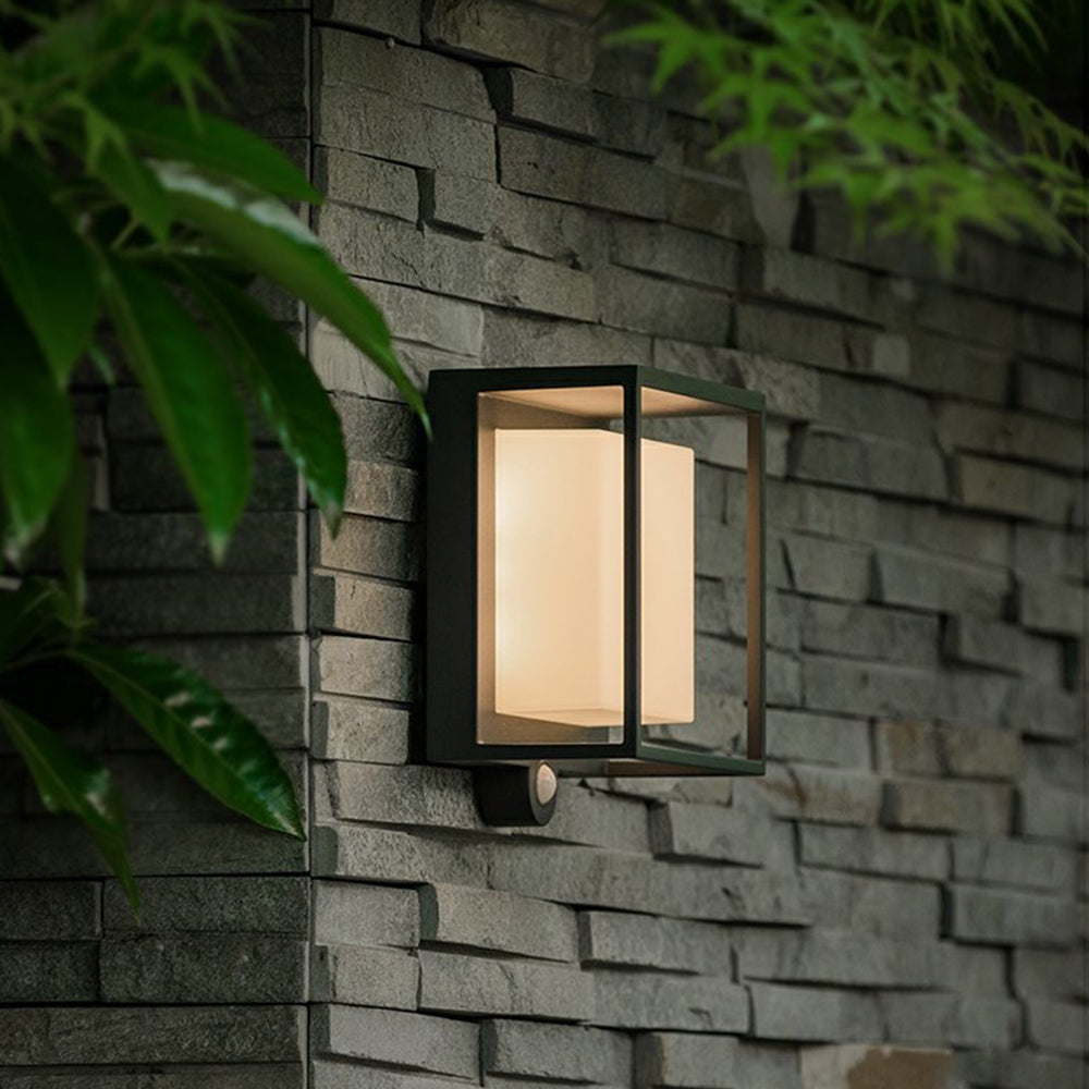 Solar Outdoor Wall Light with Motion Sensor