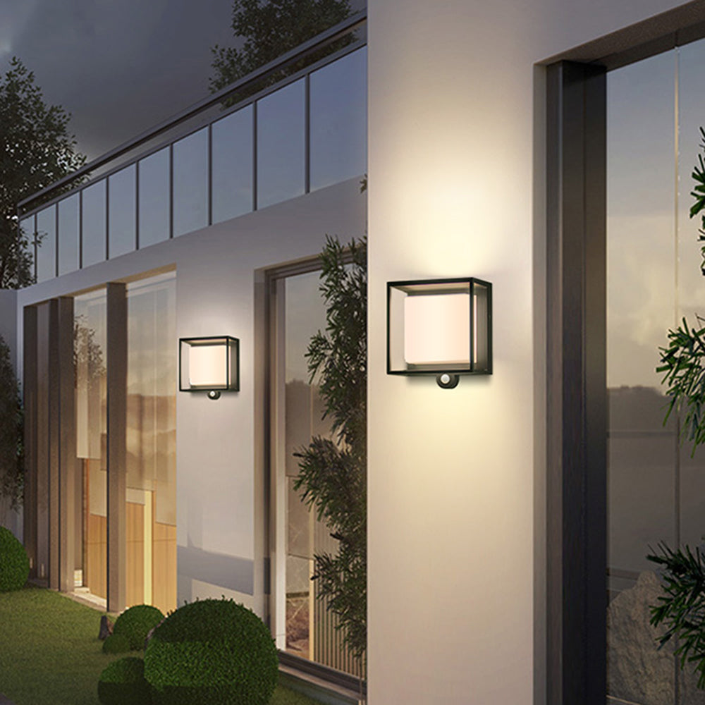Solar Outdoor Wall Light with Motion Sensor